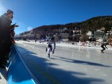 Eisschnelllauf in Sankt Moritz: Athletinnen starten mit Top-Ten-Platzierungen