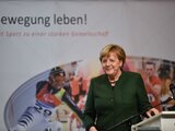 Merkel: „Vorbild für uns alle und wunderbare Botschafter“